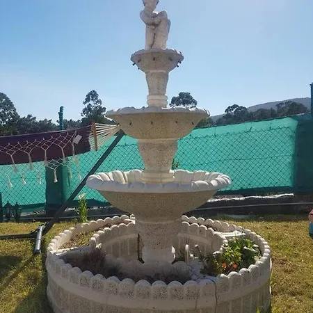 Con Piscina En O בית נופש